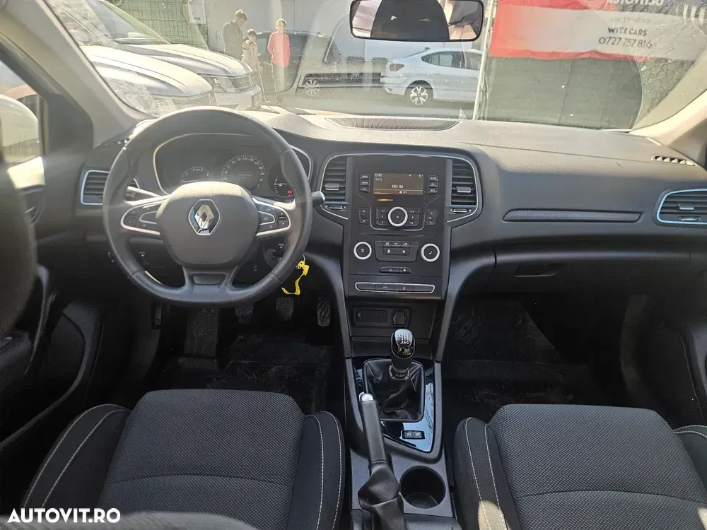 Renault Mégane TCe Zen — imagine 5