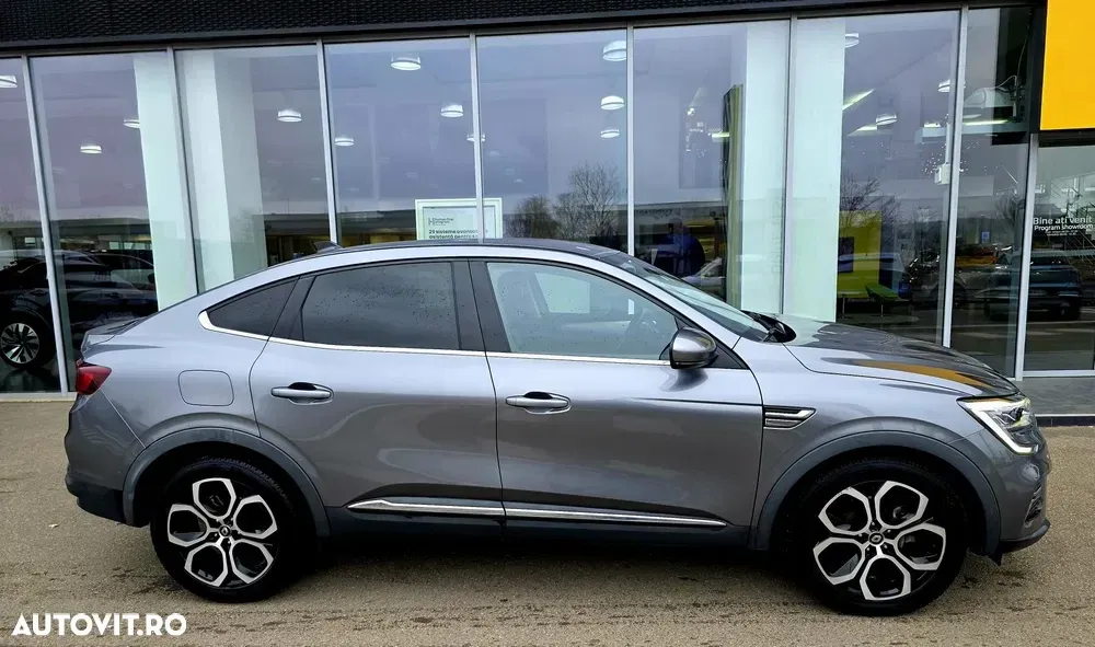 Renault Arkana E-TECH 145 E-Tech Engineered — imagine 3