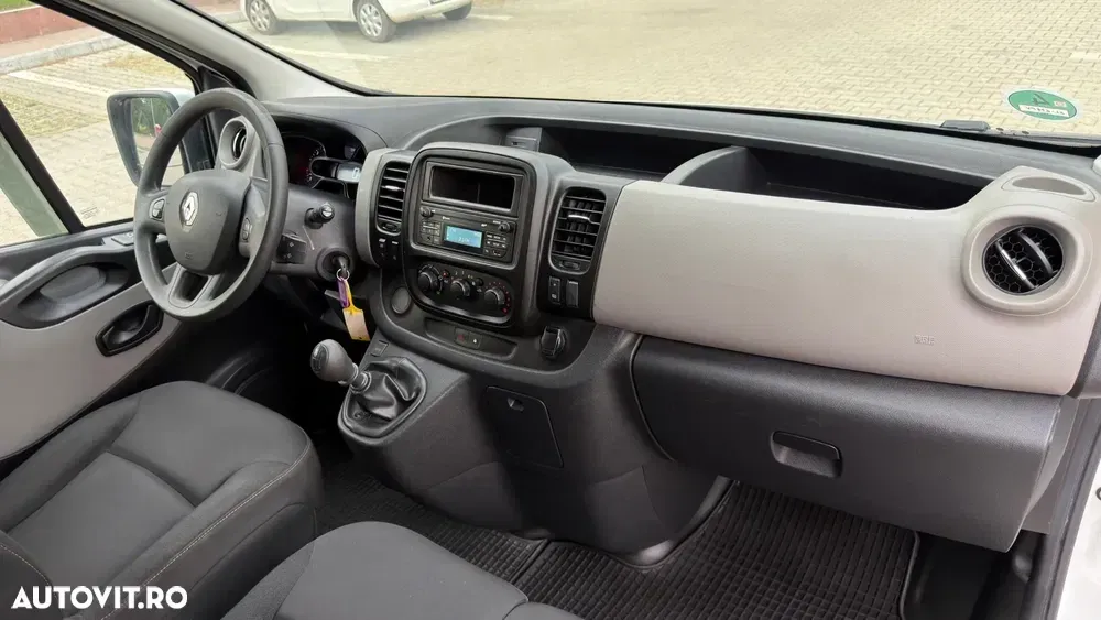Renault Trafic — imagine 6