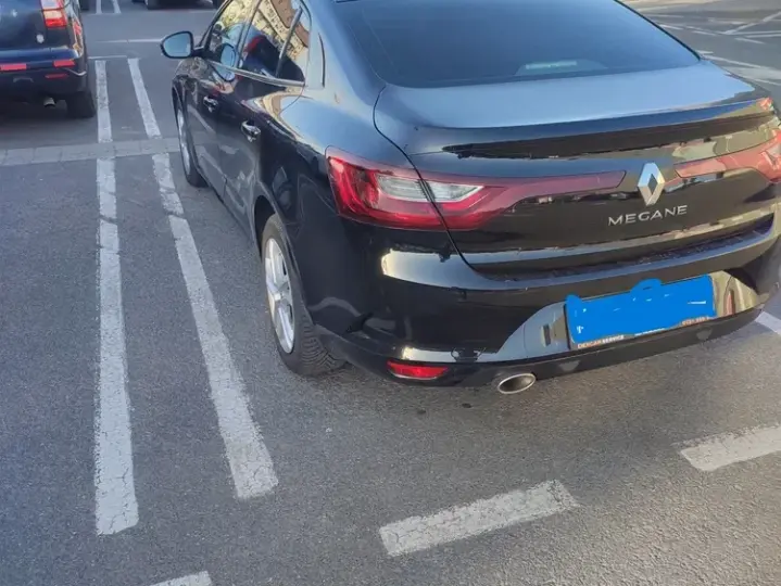 Renault Mégane IV TCe GPF Business