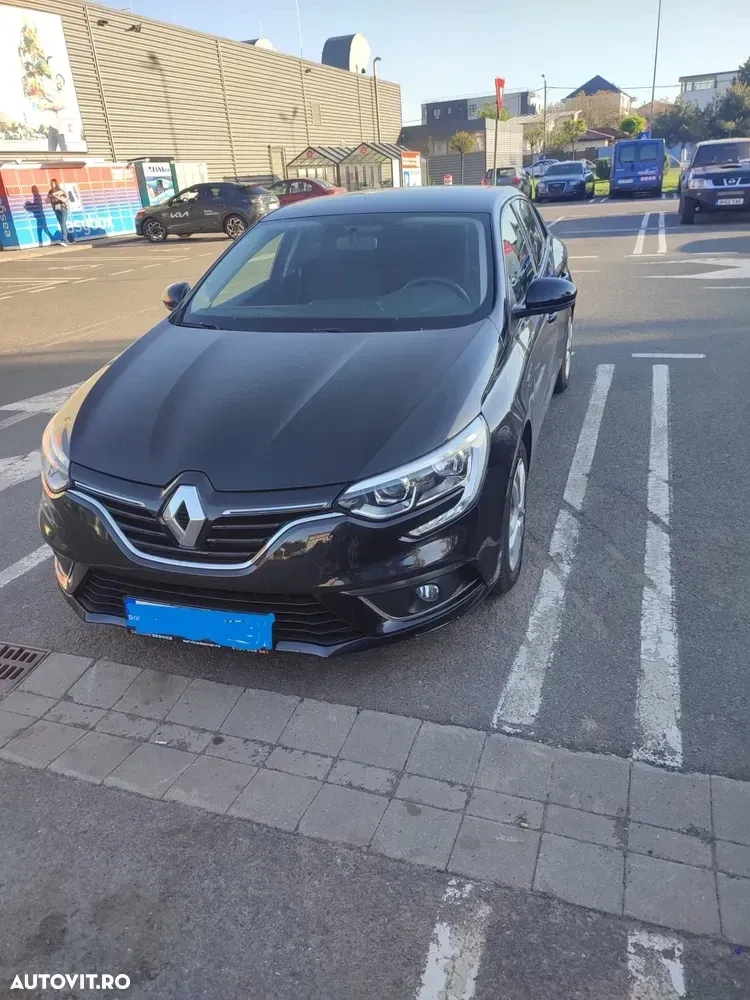 Renault Mégane IV TCe GPF Business — imagine 4