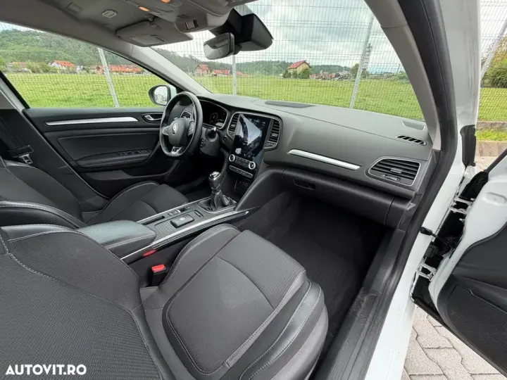 Renault Mégane IV Blue dCi Intens