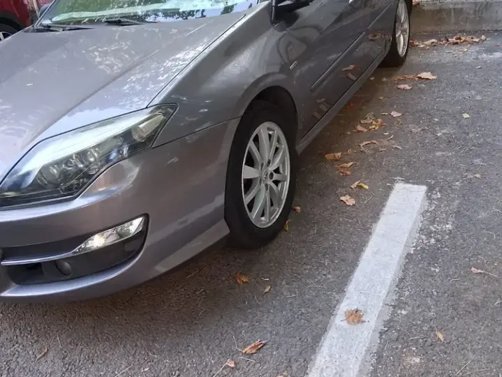 Renault Laguna III 2.0dCi Initiale