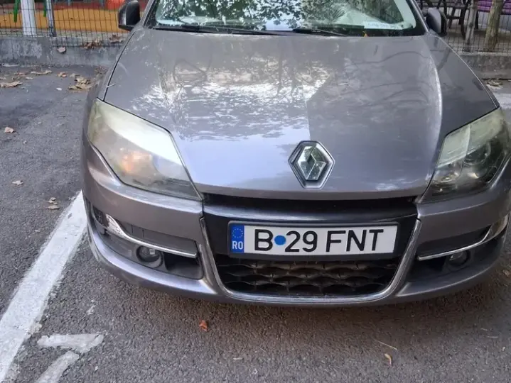 Renault Laguna III 2.0dCi Initiale
