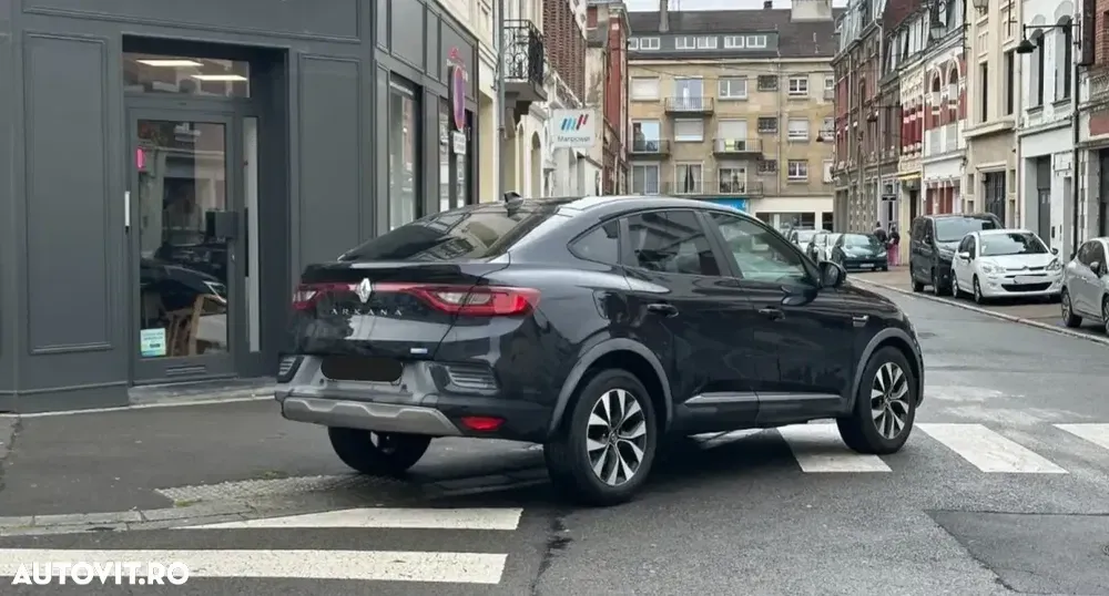 Renault Arkana E-TECH 145 Evolution — imagine 5