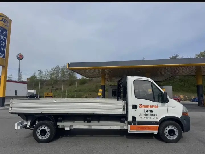 Renault Master 2.5 L2H1