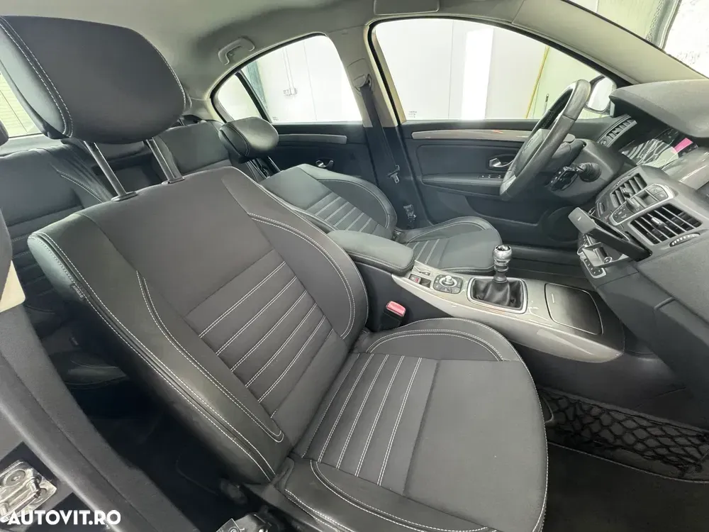 Renault Laguna III 2.0 Turbo Dynamique — imagine 6