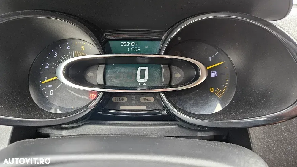 Renault Clio IV [2012 - 1.5 dCi 75 Authentique — imagine 4