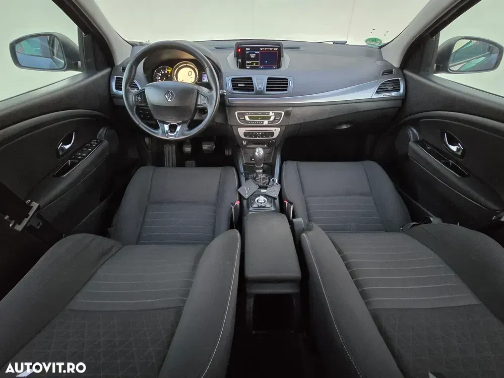 Renault Mégane IV ENERGY TCe 130 BOSE EDITION — imagine 6