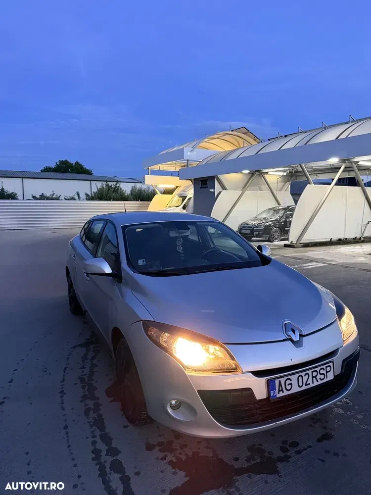 Renault Mégane III 1.5 dCi Dynamique — imagine 2