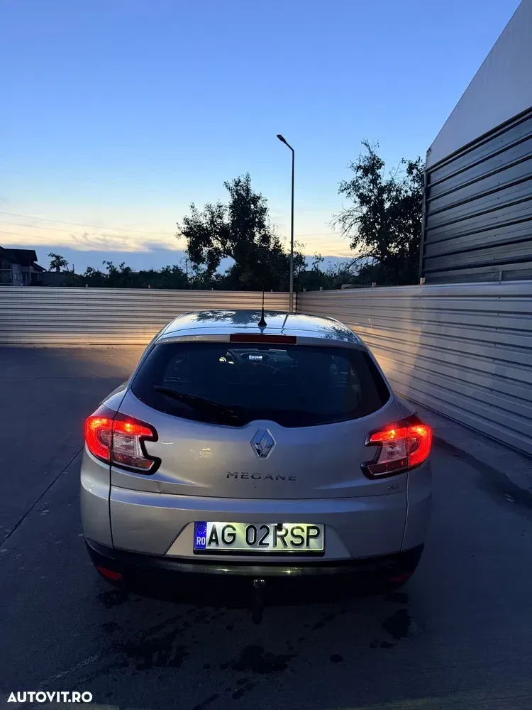 Renault Mégane III 1.5 dCi Dynamique — imagine 5