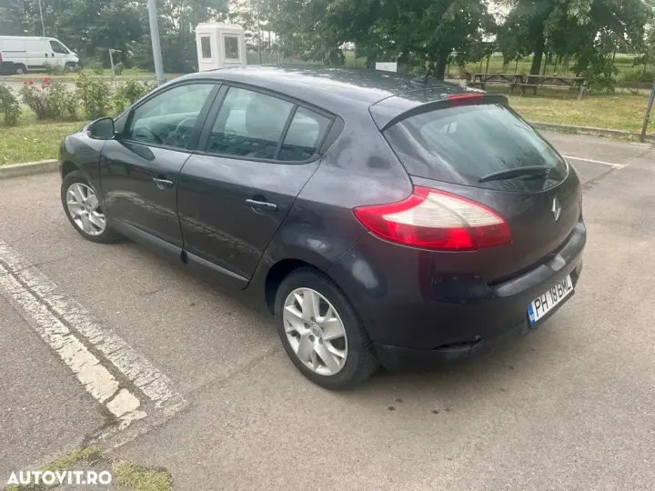 Renault Mégane III dCi 110 FAP EDC Dynamique