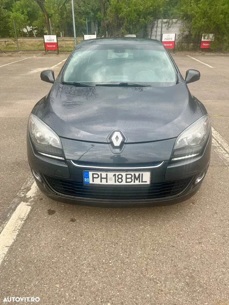 Renault Mégane III dCi 110 FAP EDC Dynamique — imagine 3