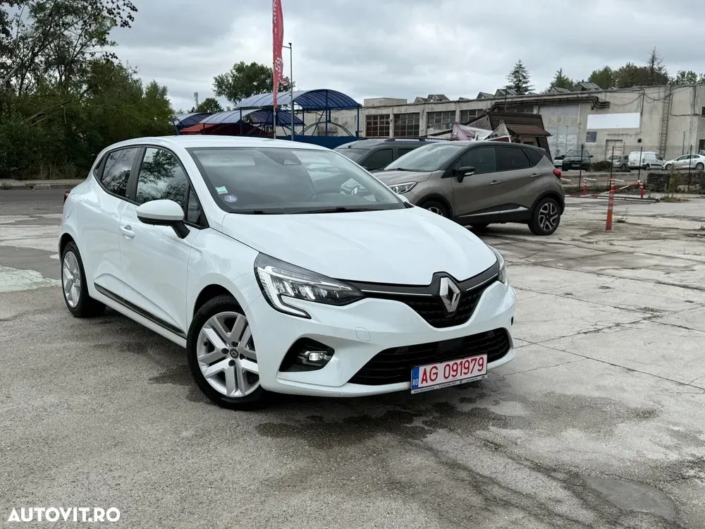 Renault Clio V E-TECH 140 BUSINESS EDITION — imagine 2