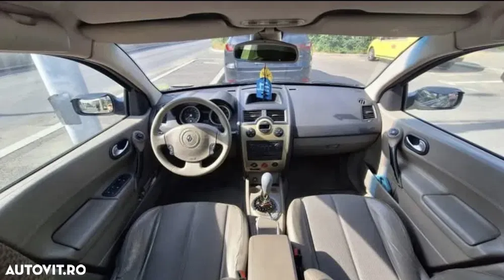 Renault Mégane II II 1.6 Influence — imagine 5