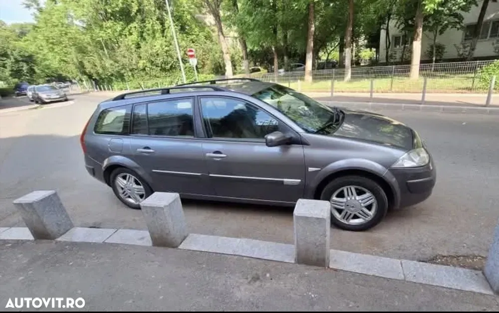 Renault Mégane II II 1.6 Influence — imagine 2