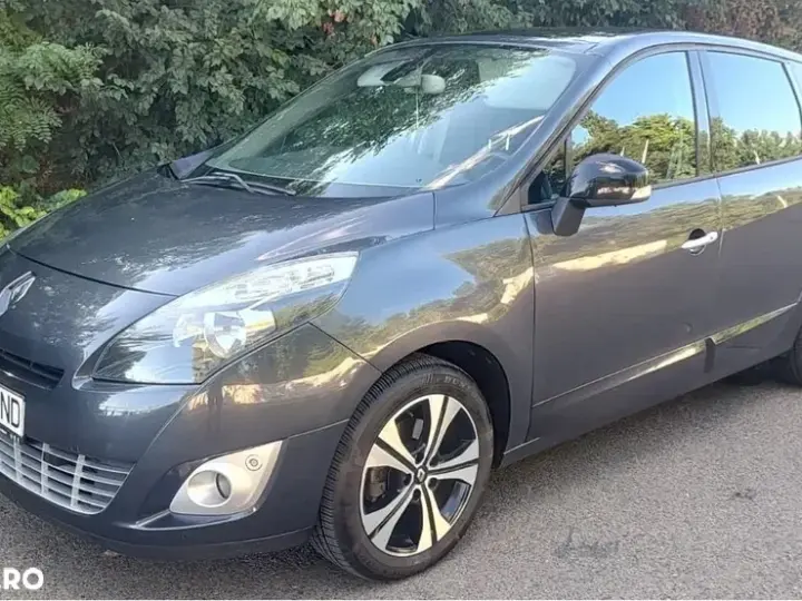 Renault Grand Scenic 1.6 dCi Stop&Start Energy Privilege