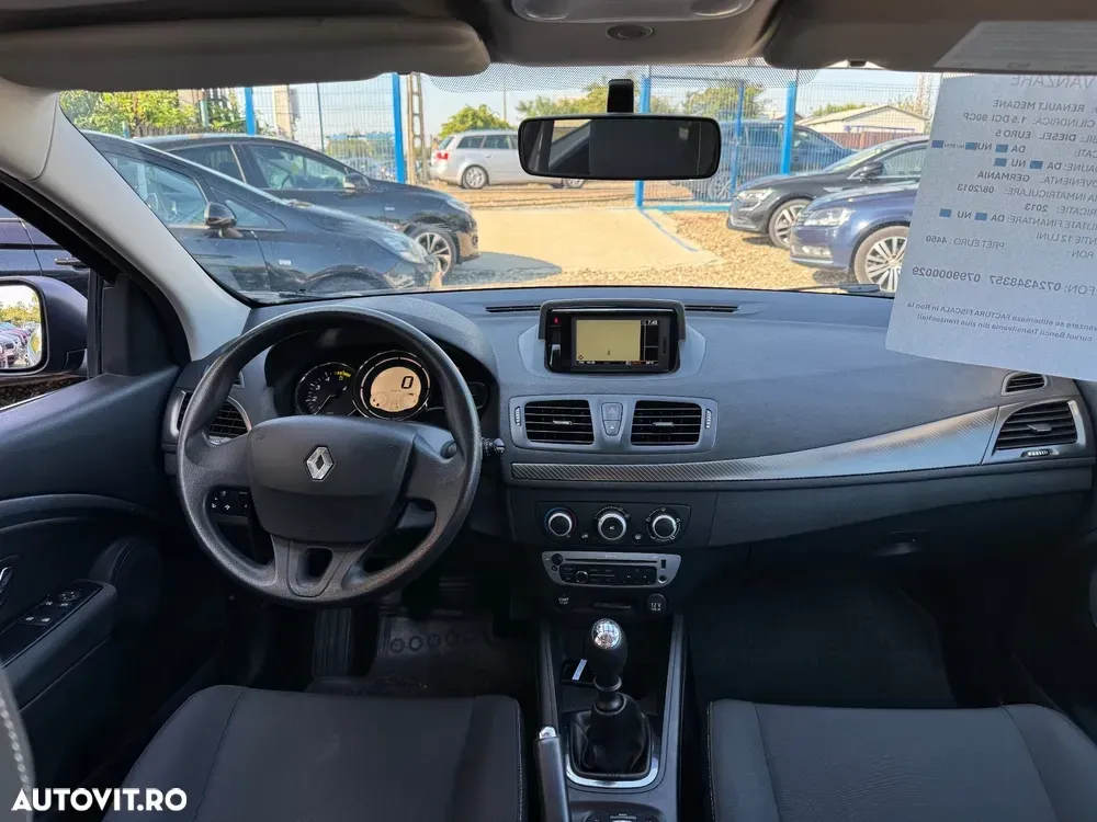Renault Mégane III dCi 110 FAP Expression — imagine 4