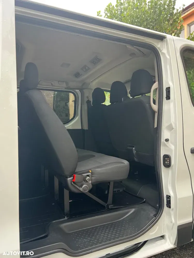 Renault Trafic 2.0 Blue dCi 120 Combi L2H1 8+1 locuri Authentique — imagine 6