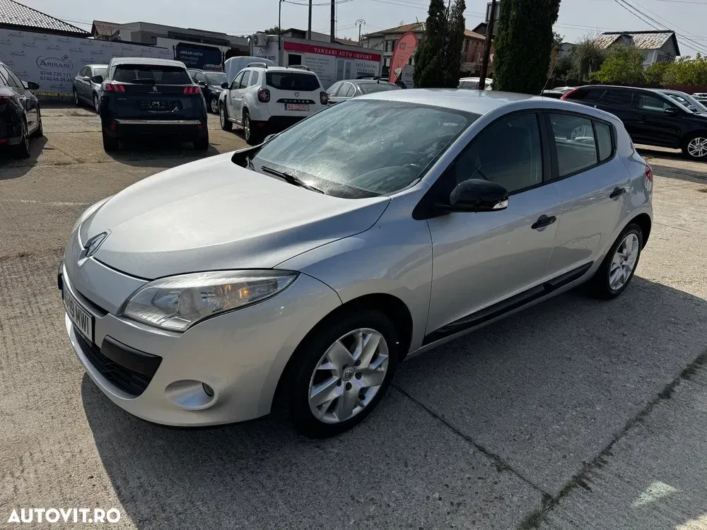 Renault Mégane III dCi 90 FAP Expression — imagine 2