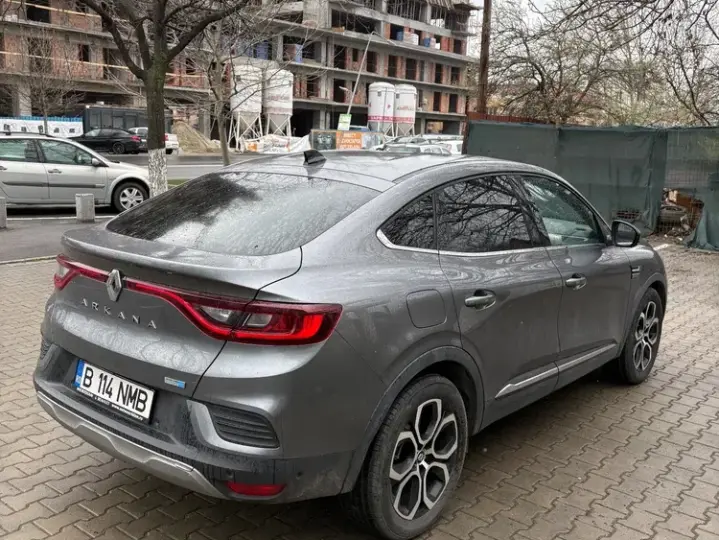 Renault Arkana E-TECH Intens