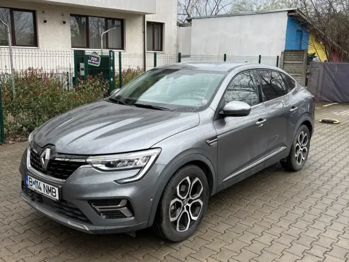 Renault Arkana E-TECH Intens