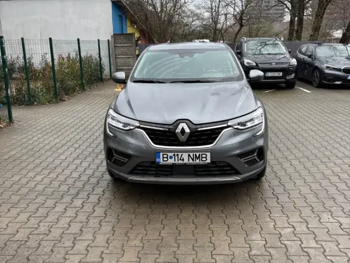 Renault Arkana E-TECH Intens