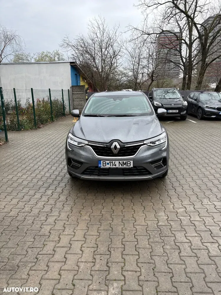 Renault Arkana E-TECH Intens — imagine 3
