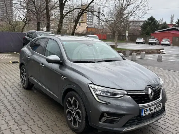 Renault Arkana E-TECH Intens