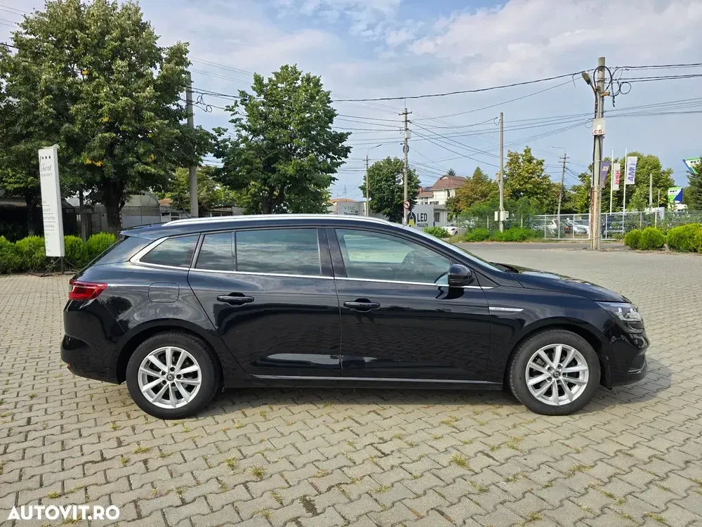 Renault Mégane IV ENERGY dCi 110 Start & Stop Bose Edition — imagine 2