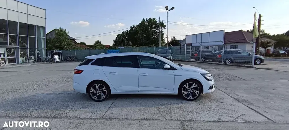 Renault Mégane ENERGY dCi 110 EDC BOSE EDITION — imagine 4