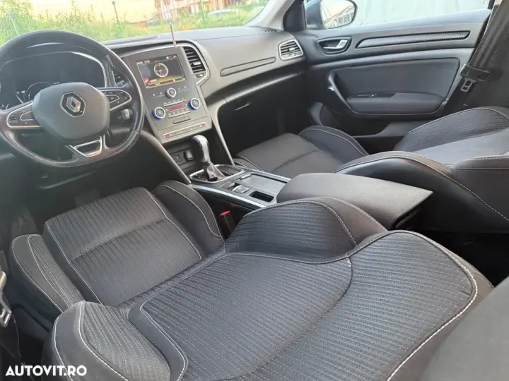 Renault Mégane IV BLUE dCi EDC Intens