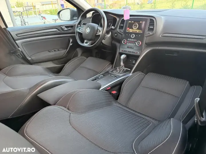 Renault Mégane IV BLUE dCi EDC Intens