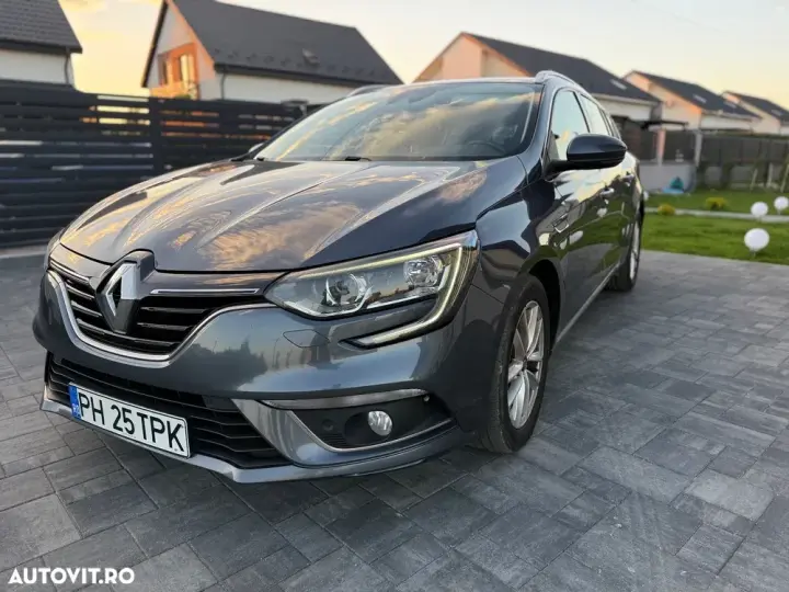 Renault Mégane IV BLUE dCi EDC Intens