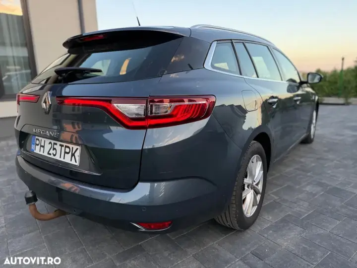 Renault Mégane IV BLUE dCi EDC Intens