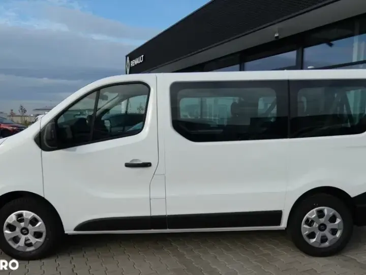 Renault Trafic 2.0 Blue dCi 110 S&S L2 8+1 Life