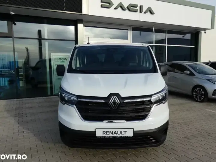 Renault Trafic 2.0 Blue dCi 110 S&S L2 8+1 Life