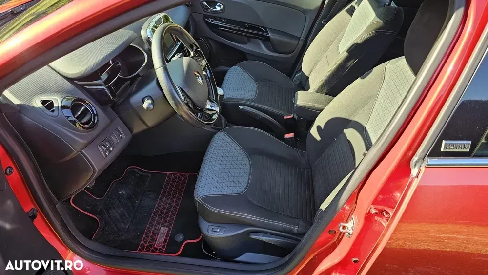 Renault Clio IV [2012 - 1.5 dCi Expression — imagine 6