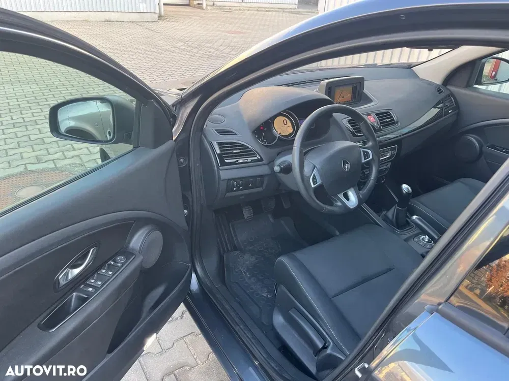 Renault Mégane III dCi 90 FAP Expression — imagine 6