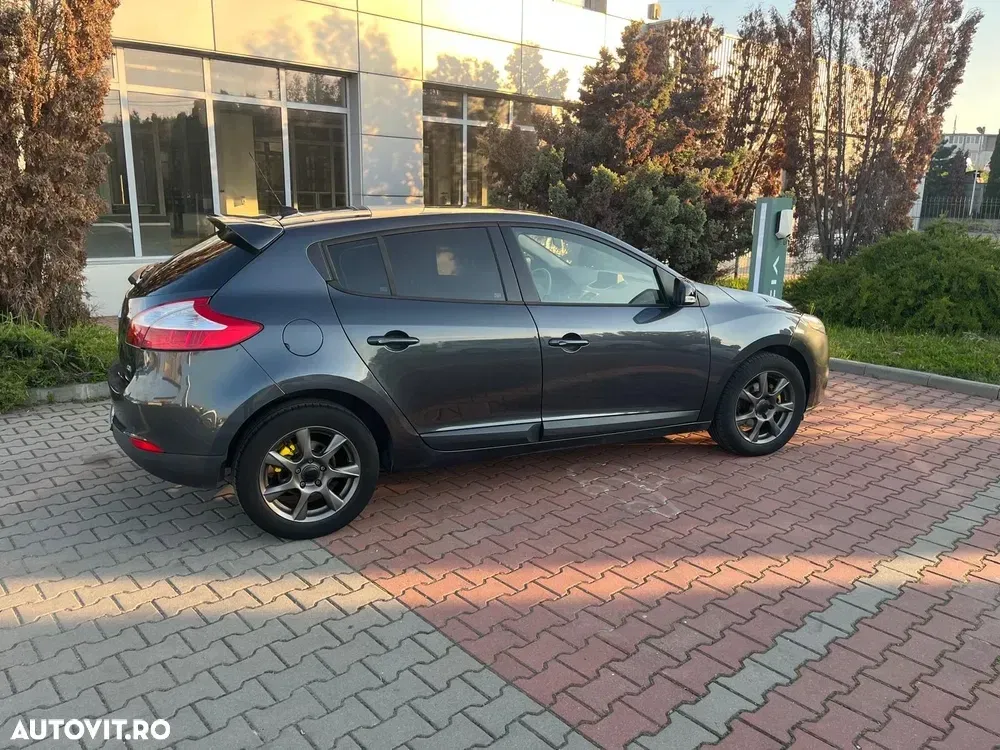 Renault Mégane III dCi 90 FAP Expression — imagine 5