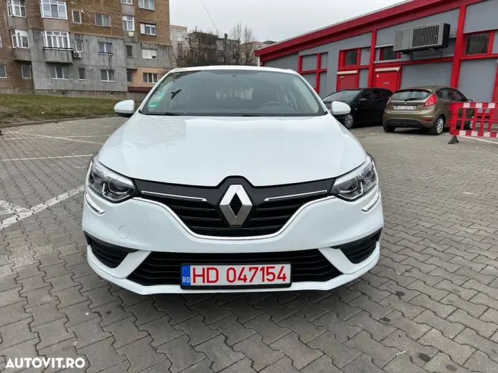 Renault Mégane IV ENERGY TCe 100 INTENS