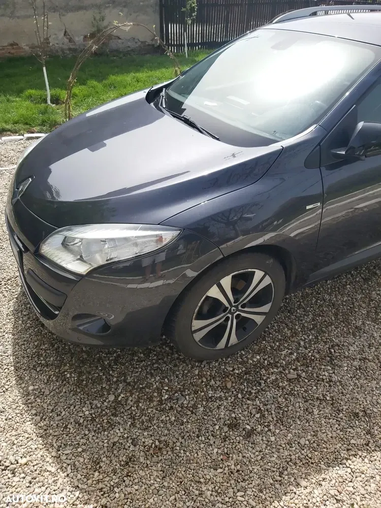 Renault Mégane dCi 110 FAP EDC Bose Edition — imagine 6