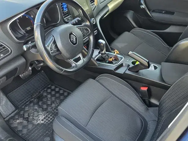 Renault Mégane IV 1.5 dCI EDC Intens