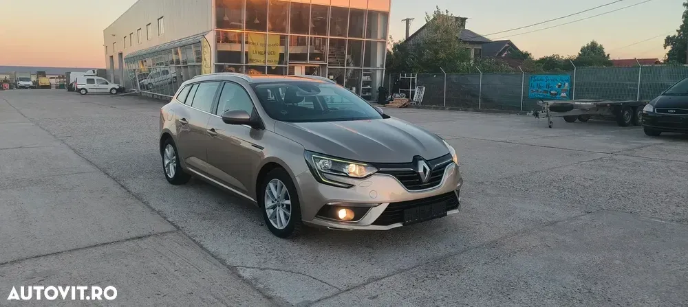 Renault Mégane IV ENERGY dCi 110 INTENS — imagine 2
