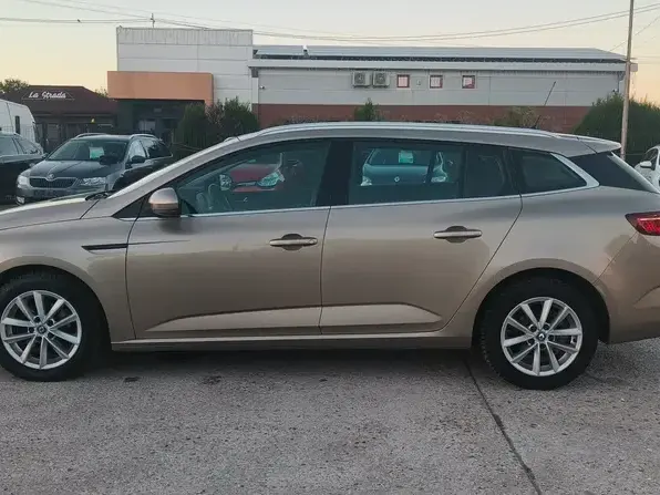 Renault Mégane IV ENERGY dCi 110 INTENS