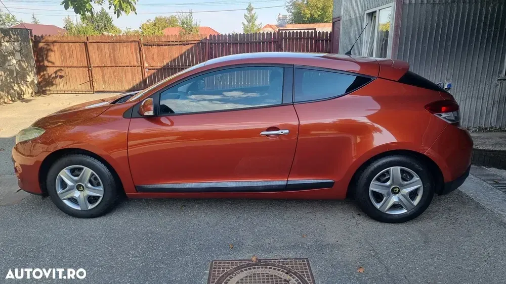 Renault Mégane III III 1.4 TCE Dynamique — imagine 2