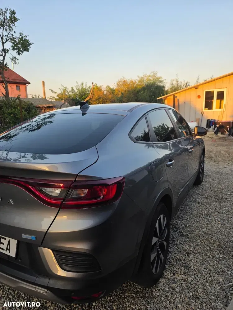 Renault Arkana E-TECH Intens — imagine 6