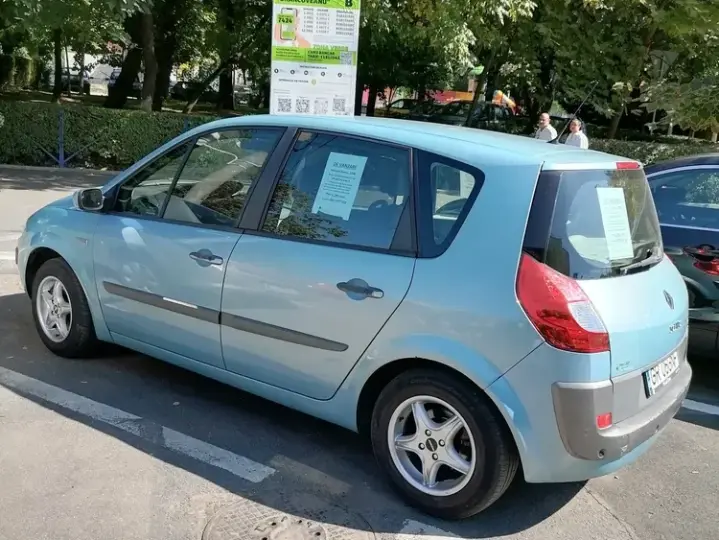 Renault Scénic 1.6 16V Authentique