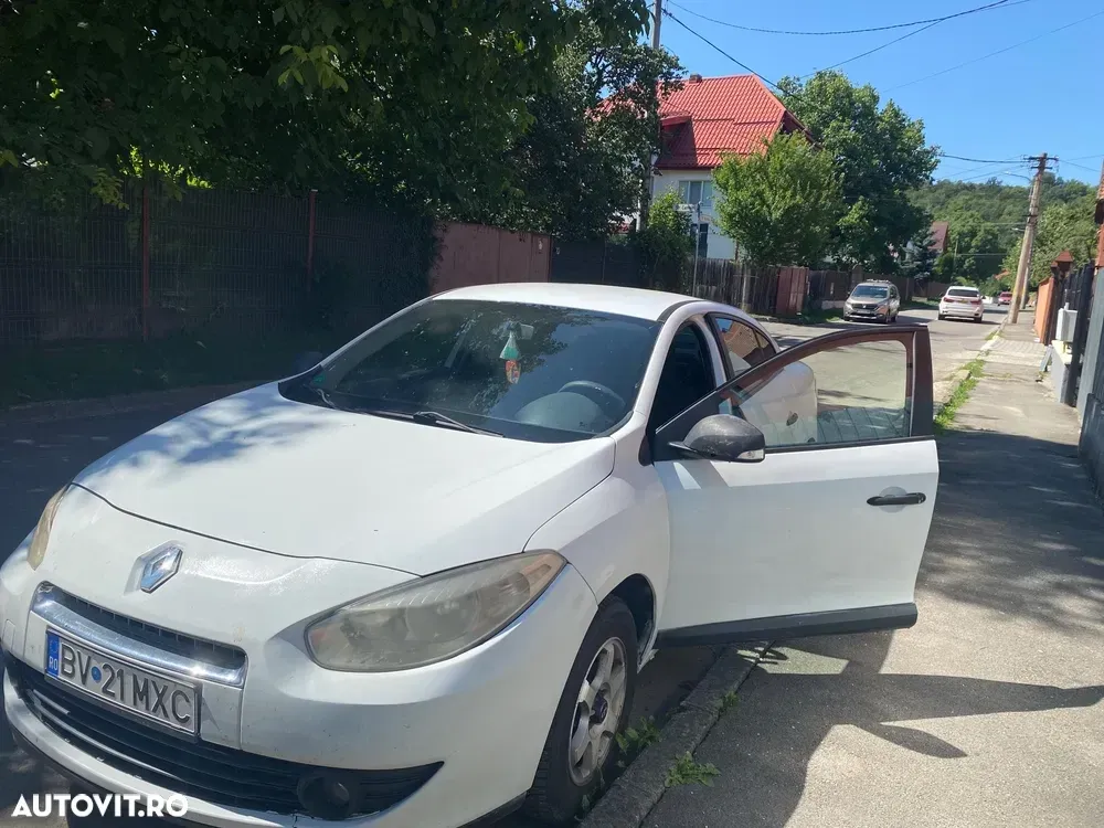 Renault Fluence 1.6 Authentique — imagine 5