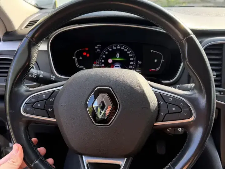 Renault Talisman Blue dCi 160 EDC INTENS